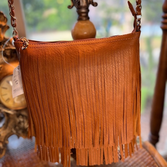 Fringe Western Boho Crossbody Bag Fringe on Both sides Adjustable Strap - Picture 2 of 4